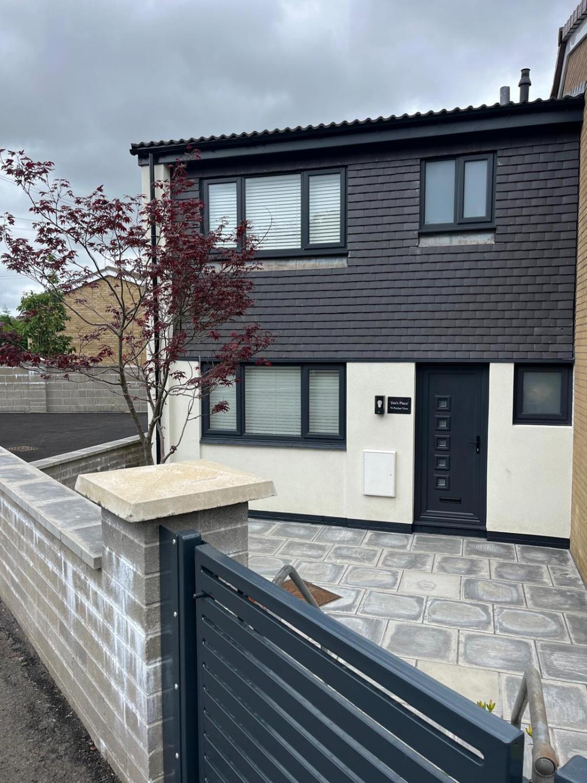 Uber Stylish 3 Bedroom Home Off Road Parking Near Town Centre And Bike Park Wales Merthyr Tydfil Exterior photo